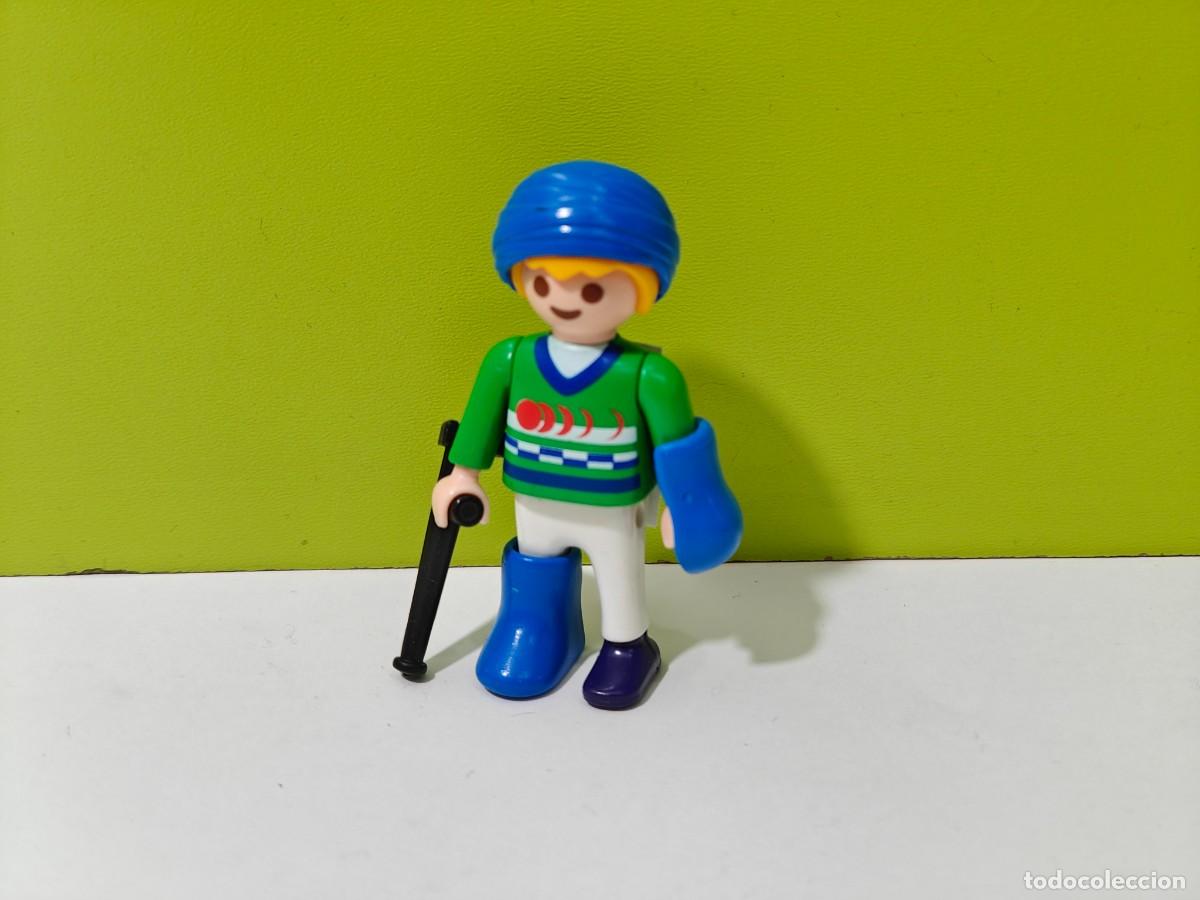 Playmobil: playmobil figura ni&ntilde;o con vendas y muleta, hospital, ambulancia, rescate, silla ruedas, city...