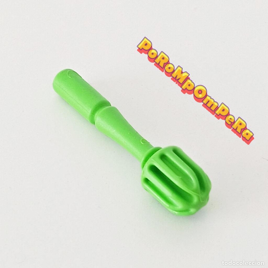 Playmobil: PLAYMOBIL ESCOBILLA CUARTO DE BA&Ntilde;O VERDE WC INODORO VATER WATER i1