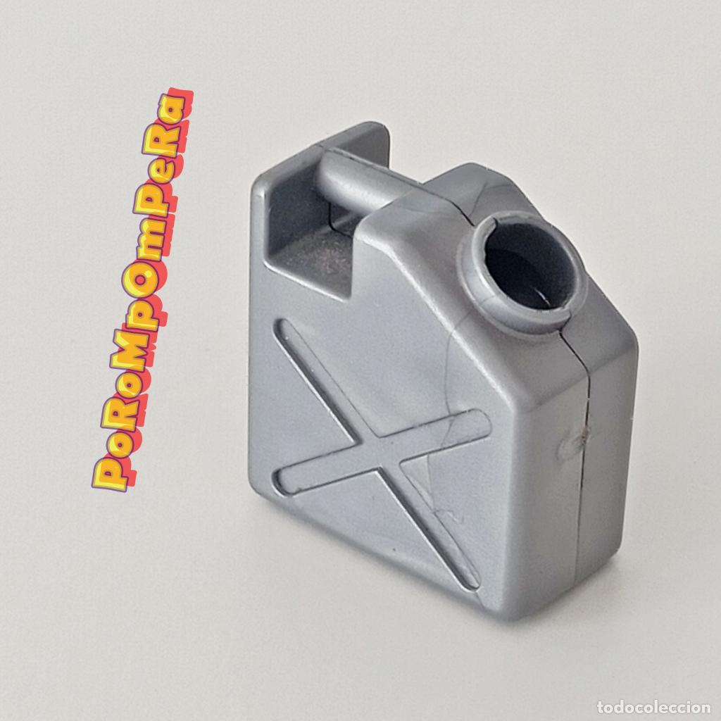 Playmobil: PLAYMOBIL BID&Oacute;N PLATEADO GASOLINA LATA ACEITE - SET/S POR DETERMINAR i6