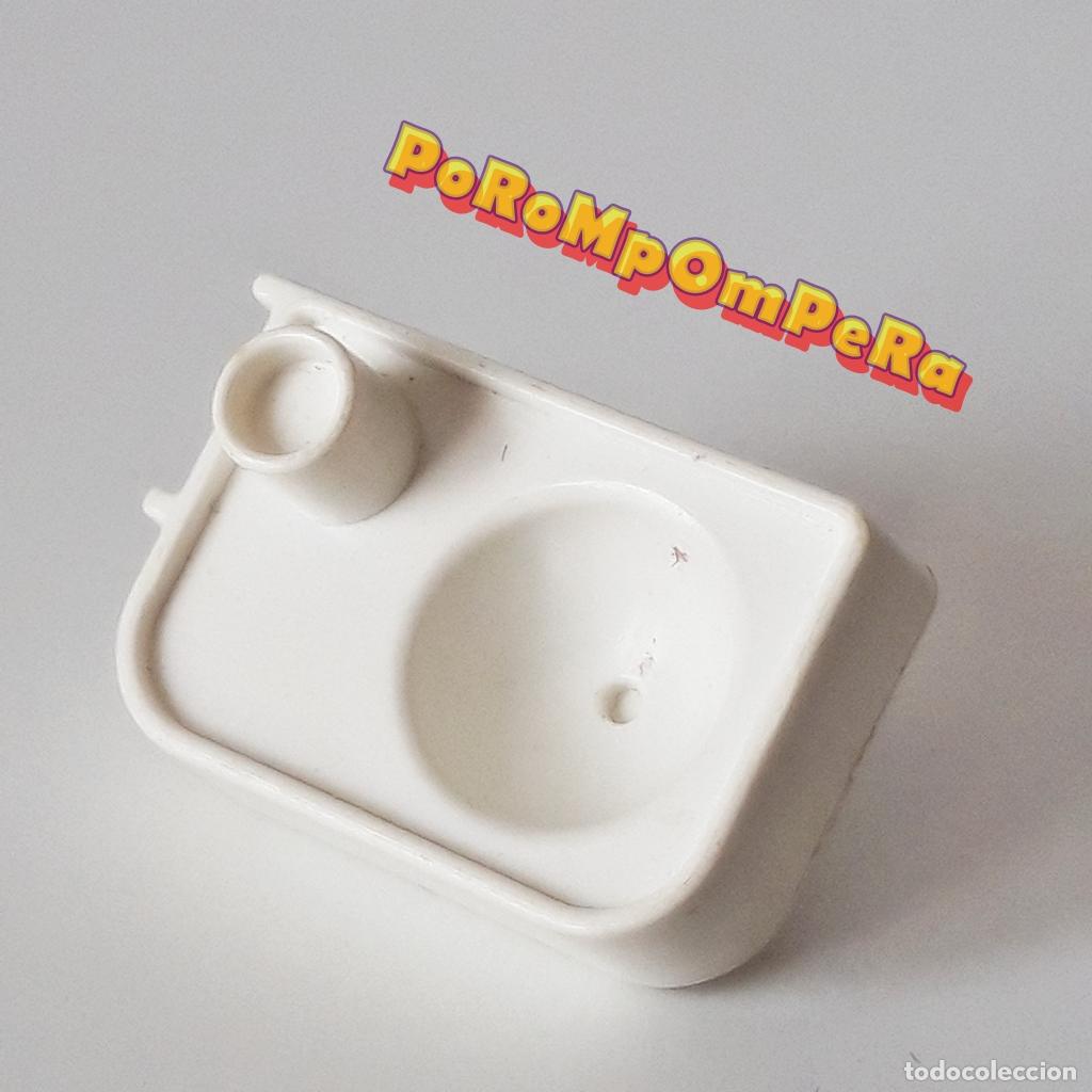 Playmobil: PLAYMOBIL PILA BLANCA ENJUAGE BUCAL CL&Iacute;NICA DENTAL 3762 3927 6662 7778 LAVABO DENTISTA M1