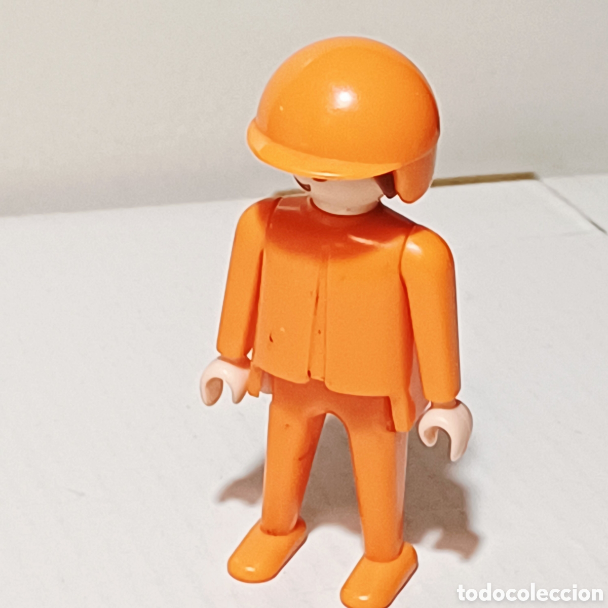 Playmobil: Figura Playmobil geobra 1974 piloto casco naranja rally ref. 3524