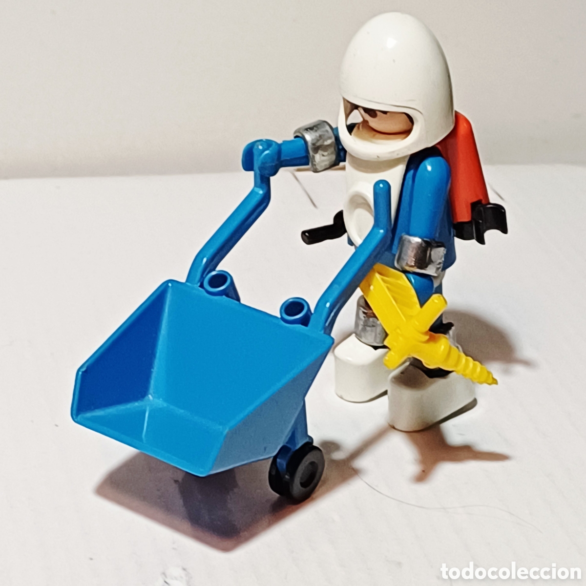 Playmobil: Figura Playmobil hombre playmospace astronauta famospace con carretilla