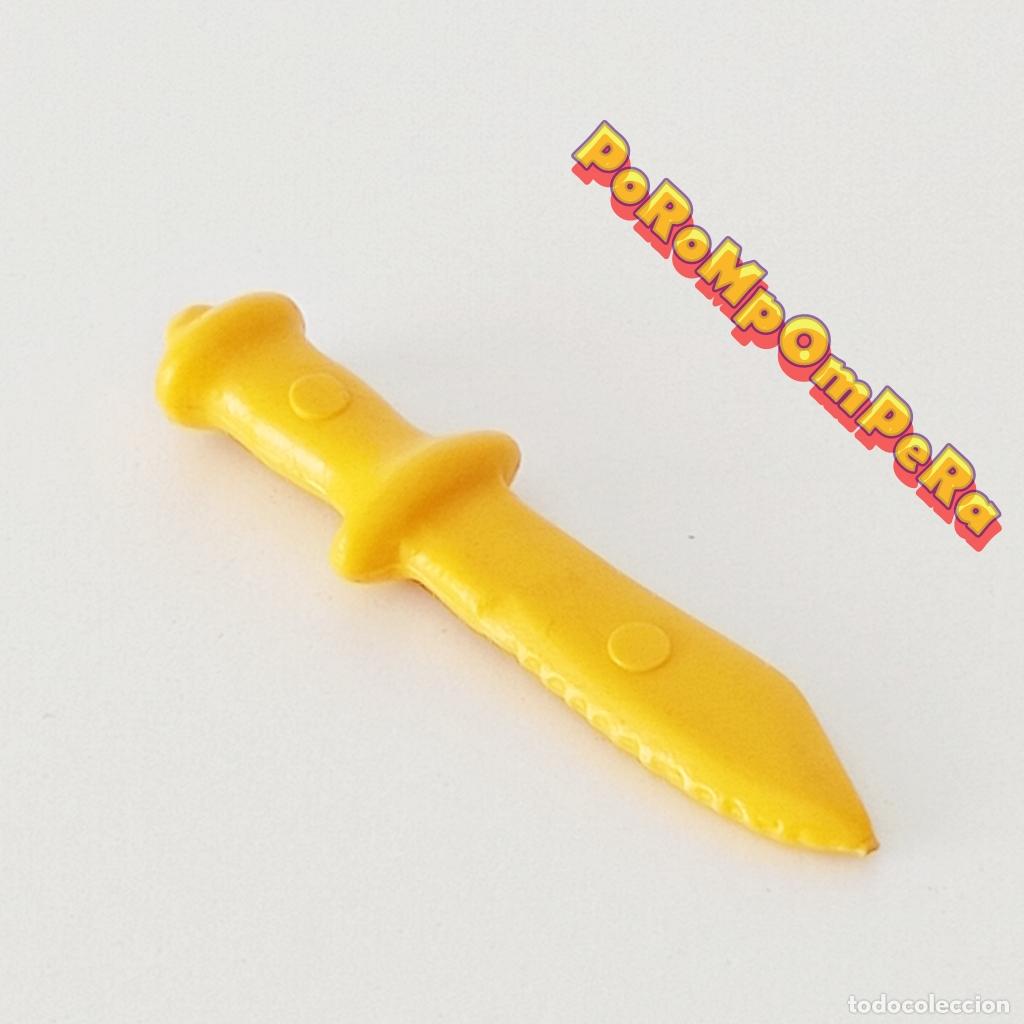 Playmobil: PLAYMOBIL CUCHILLO AMARILLO SUBMARINISTA 3348 BUZO A&Ntilde;OS 80 i6