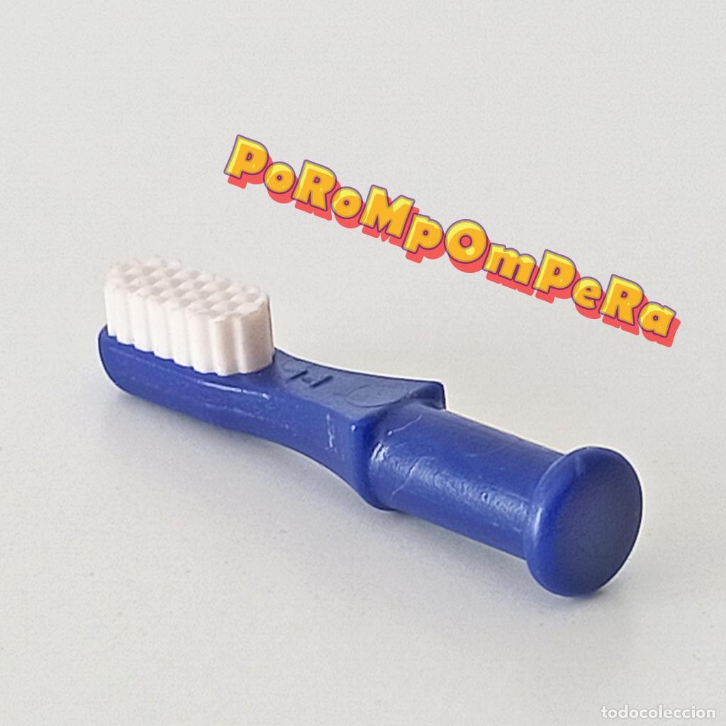 Playmobil: PLAYMOBIL CEPILLO DIENTES AZUL LIMPIEZA DENTAL CUARTO DE BA&Ntilde;O ACCESORIO i6