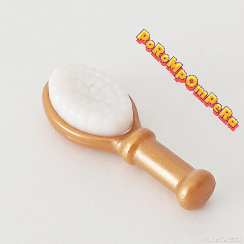 Playmobil: PLAYMOBIL CEPILLO PELO DORADO PEINE CUARTO BA&Ntilde;O VICTORIANO HADA PRINCESA REINA PELUQUER&Iacute;A i6