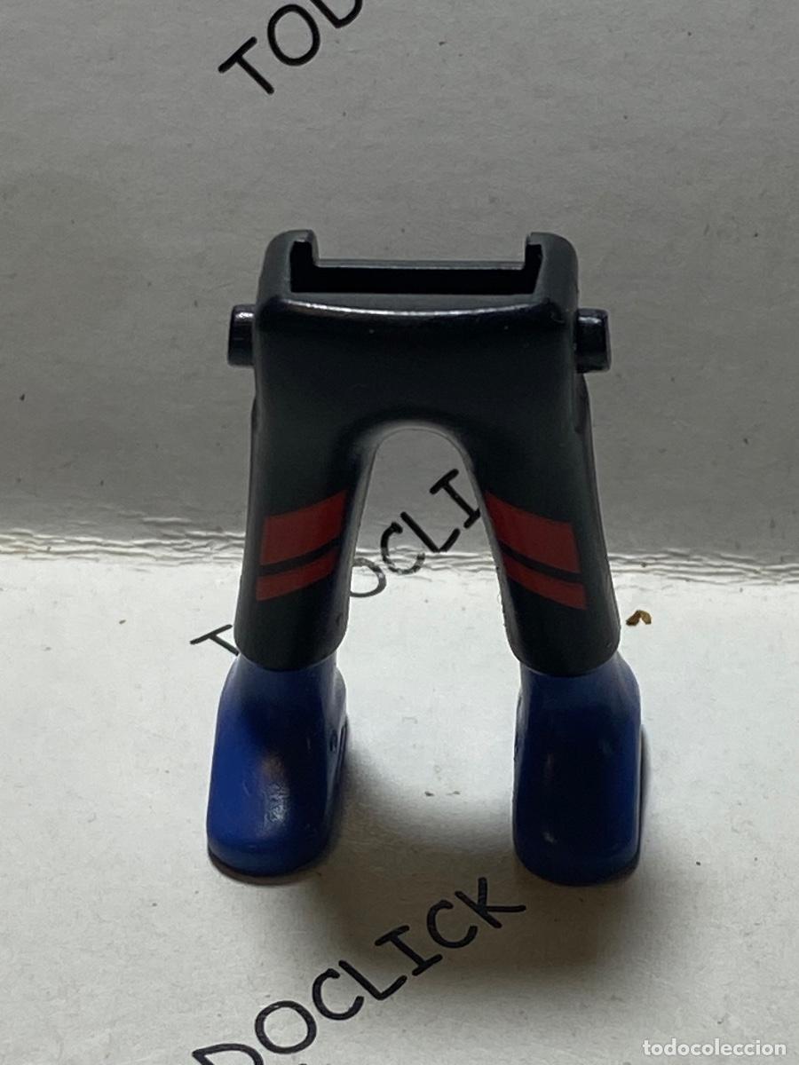Playmobil: Playmobil piernas de payaso (pedido m&iacute;nimo)5&euro;)