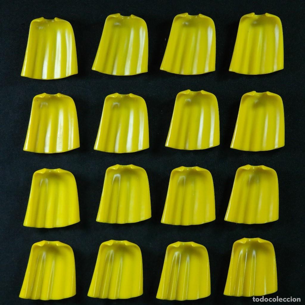 Playmobil: Playmobil 16 capas amarillas ☼