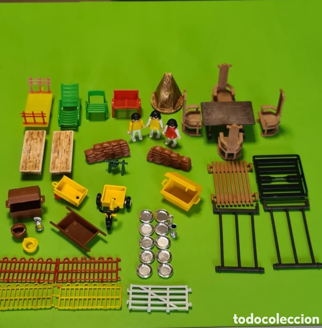 Playmobil: Lote de figuras y accesorios playmobil.