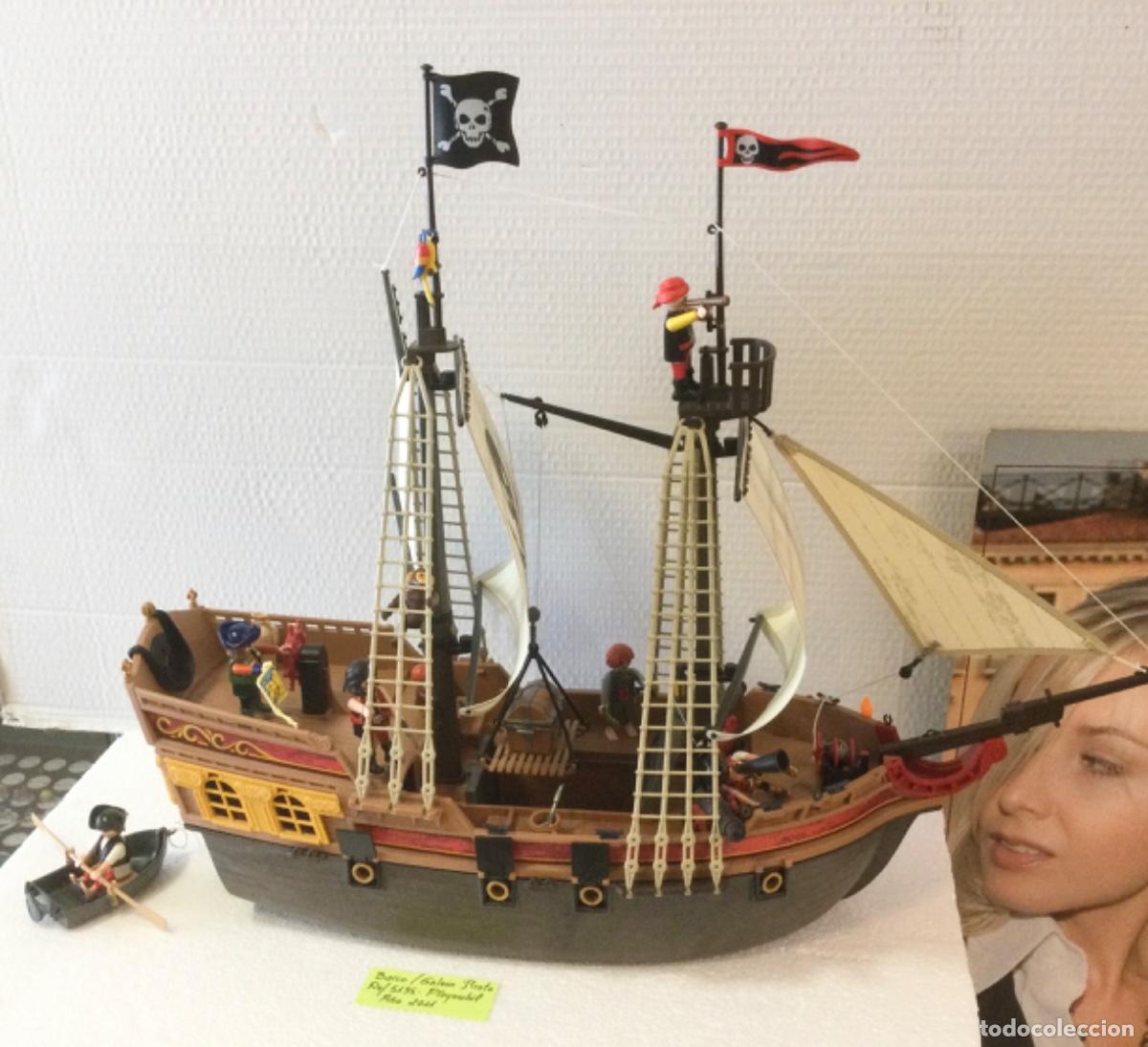 Playmobil: Playmobil. Barco / Gale&oacute;n Pirata con extras. Ref: 5135.