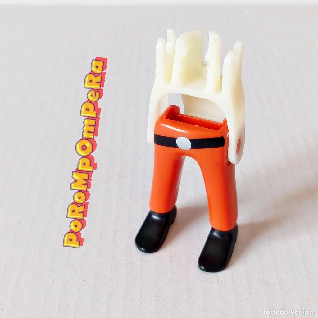 Playmobil: PLAYMOBIL PIERNA PANTAL&Oacute;N ANARANJADO ZAPATO NEGRO + ESQUELETO CUSTOM/COMPLETAR Q8