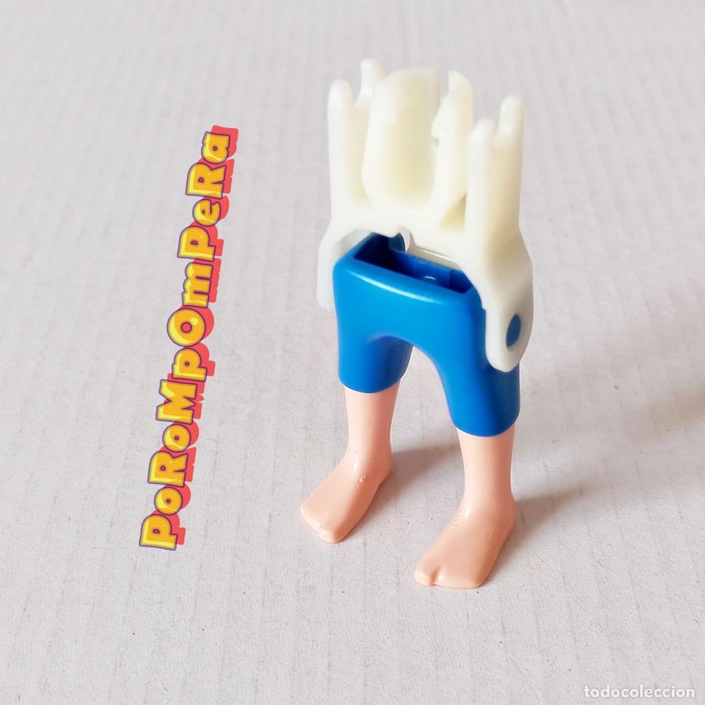 Playmobil: PLAYMOBIL PIERNA PANTAL&Oacute;N CORTO AZUL PIE DESCALZO + ESQUELETO CUSTOM/COMPLETAR Q8