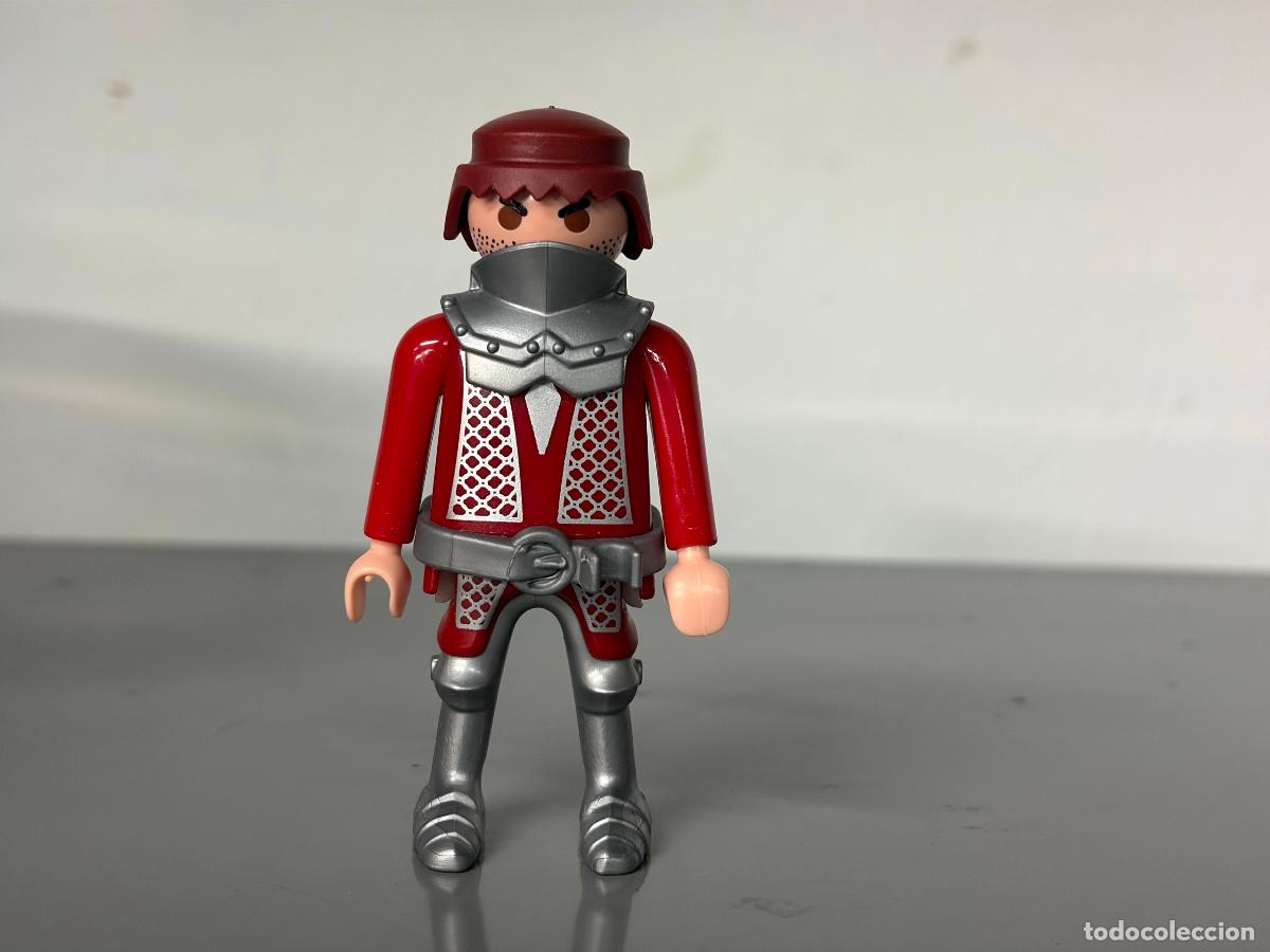 Playmobil: playmobil figura medieval con pechera porta espadas espalda botas armadura plata -mix20