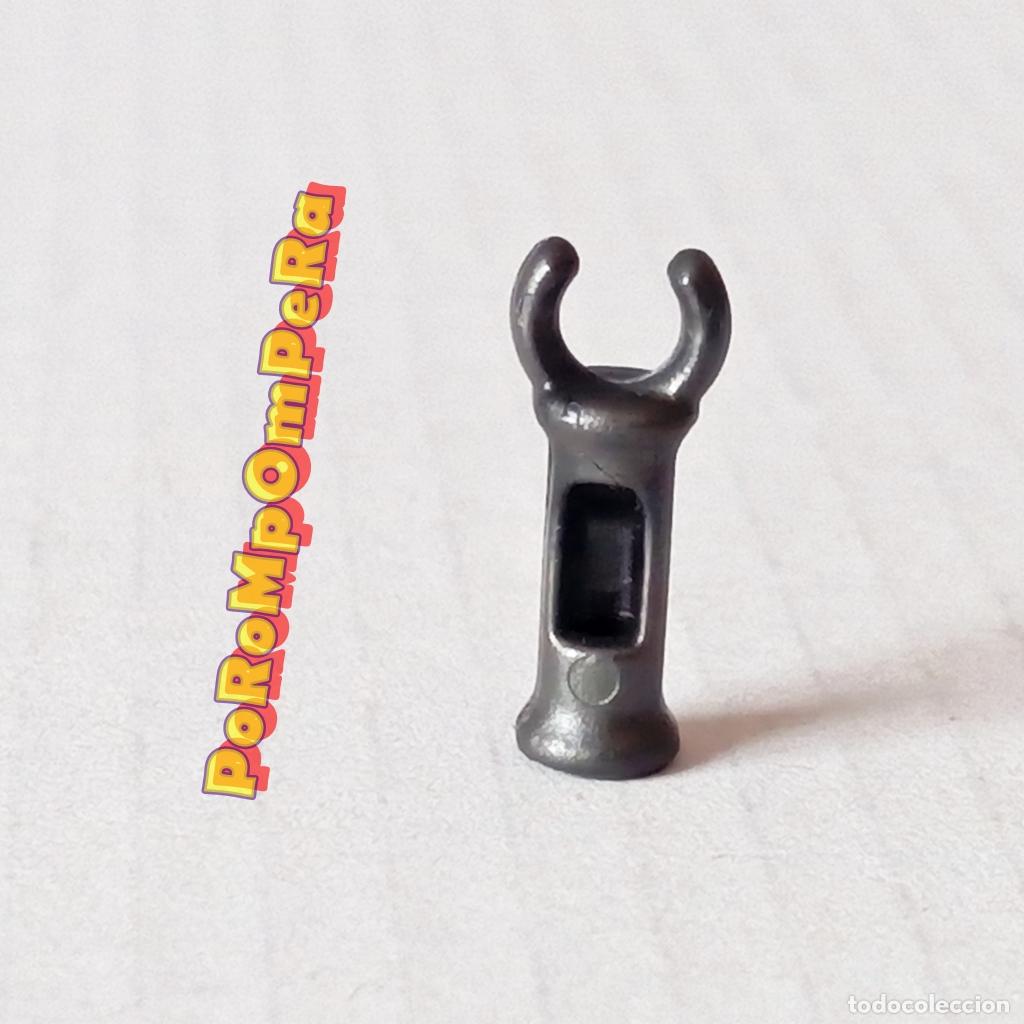 Playmobil: PLAYMOBIL MINI ENGANCHE MANO OSCURO METALIZADO SUJECI&Oacute;N ASA AGARRADERO - DIFERENTES SETS Q4