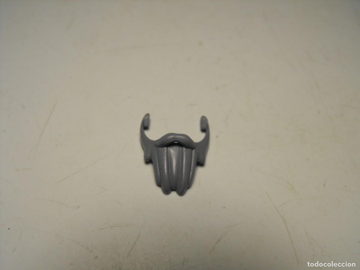 Playmobil: PLAYMOBIL. Barba larga con bigote.