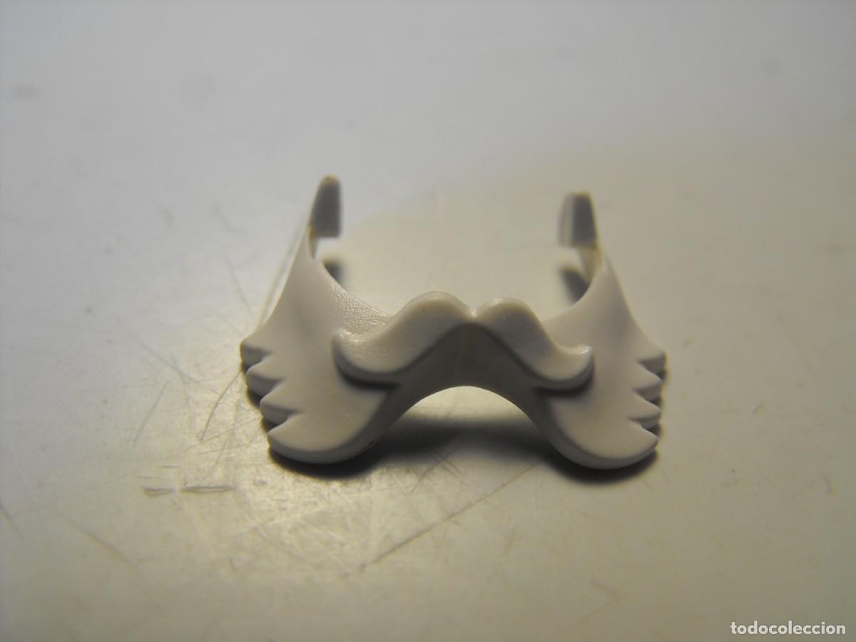 Playmobil: PLAYMOBIL. Barba con bigote.