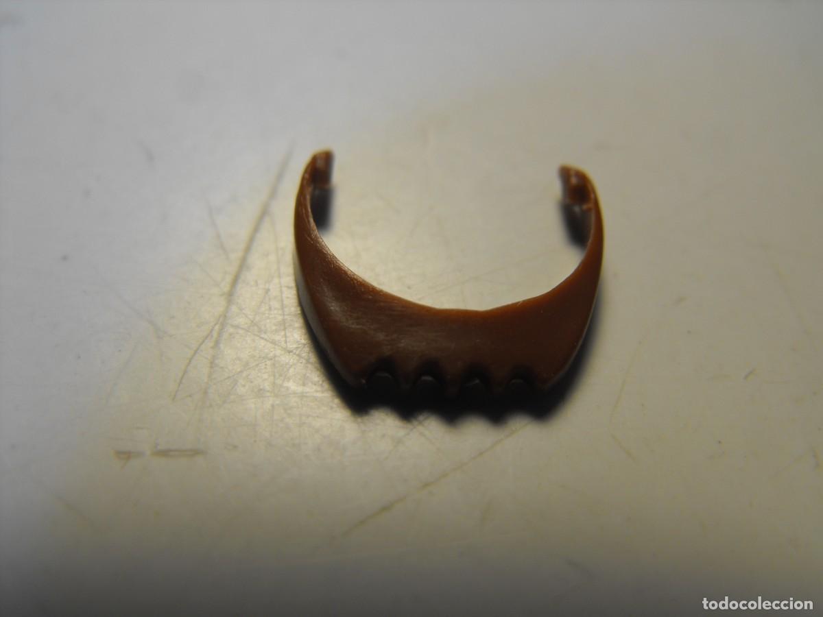 Playmobil: PLAYMOBIL. Barba sin bigote.