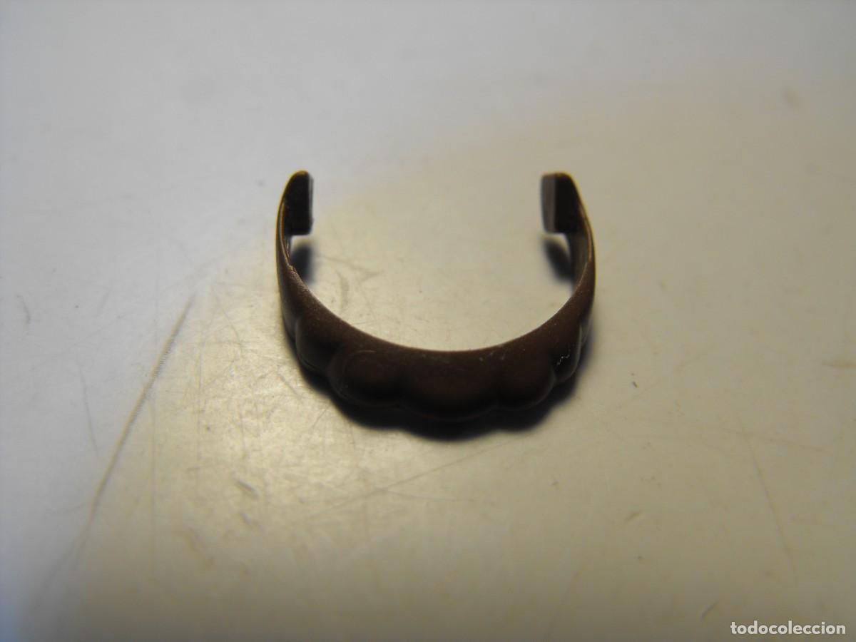 Playmobil: PLAYMOBIL. Barba sin bigote.