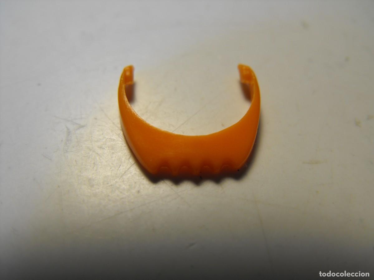 Playmobil: PLAYMOBIL. Barba sin bigote.