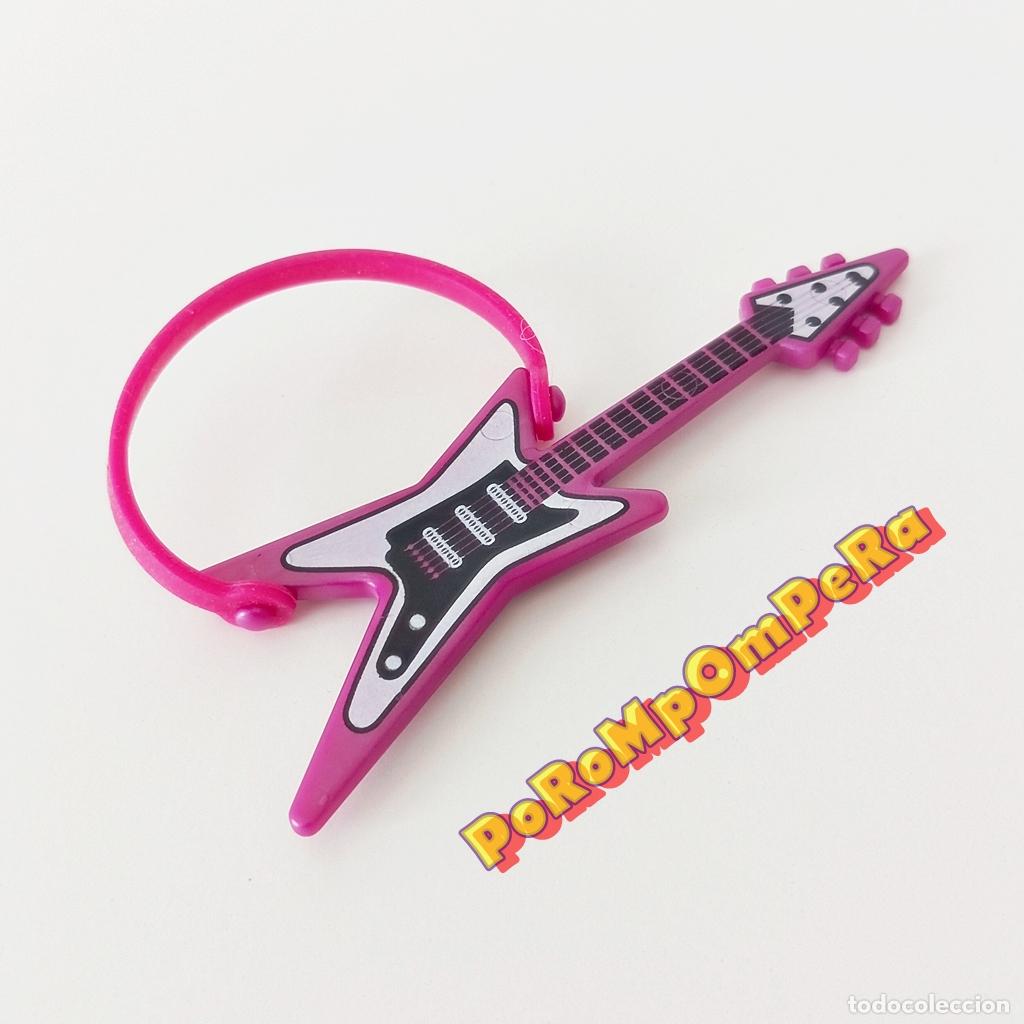 Playmobil: PLAYMOBIL GUITARRA EL&Eacute;CTRICA MORADA CORREA MAGENTA GUITARRISTA ROCK HEAVY METAL M&Uacute;SICO O8