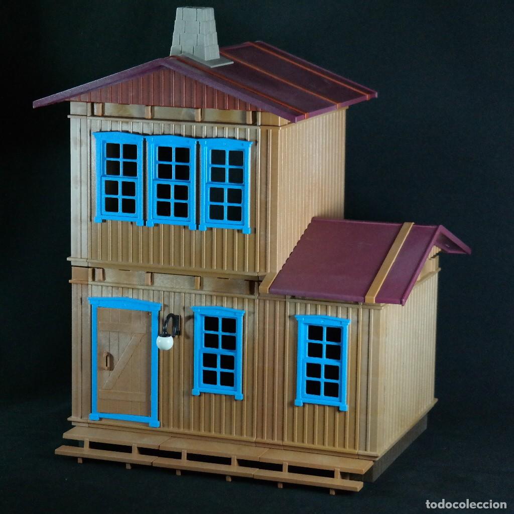 Playmobil: Playmobil GRAN CASA oeste con chimenea y ventanas celestes ☼