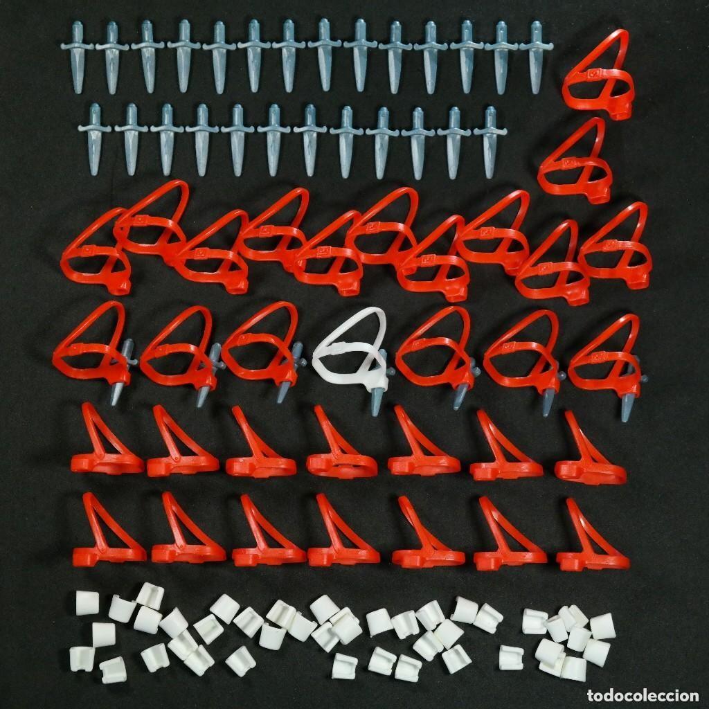 Playmobil: Playmobil cinturones rojos de soldados con dagas y pu&ntilde;os ☼