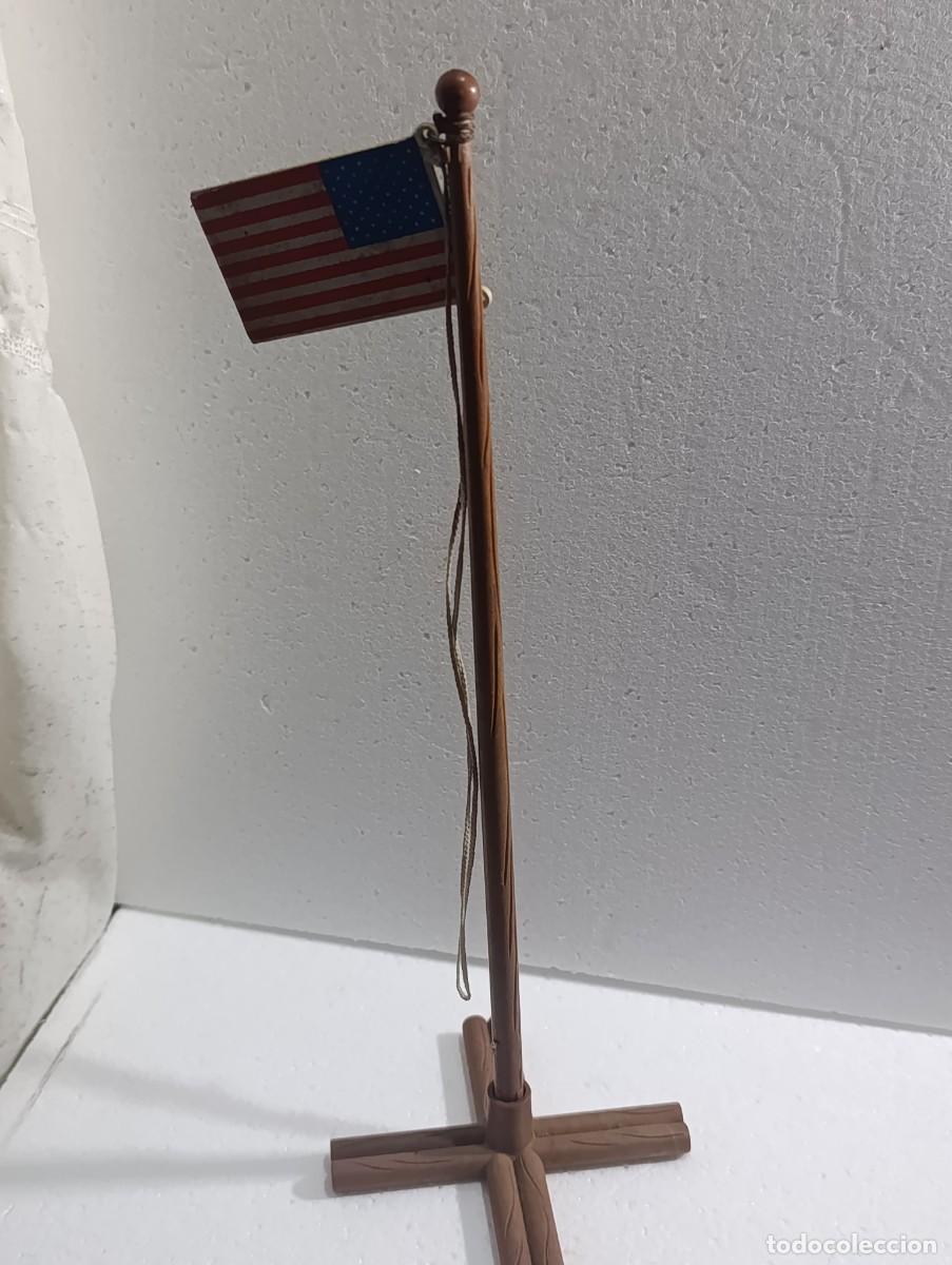 Playmobil: BANDERA MASTIL Y BASE - PLAYMOBIL - FIGURA - ANIMAL - COMPLEMENTO - OESTE -