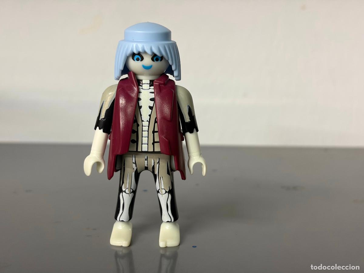 Playmobil: PLAYMOBIL figura pirata fantasma zombie con chaleco pelo azul -mix19