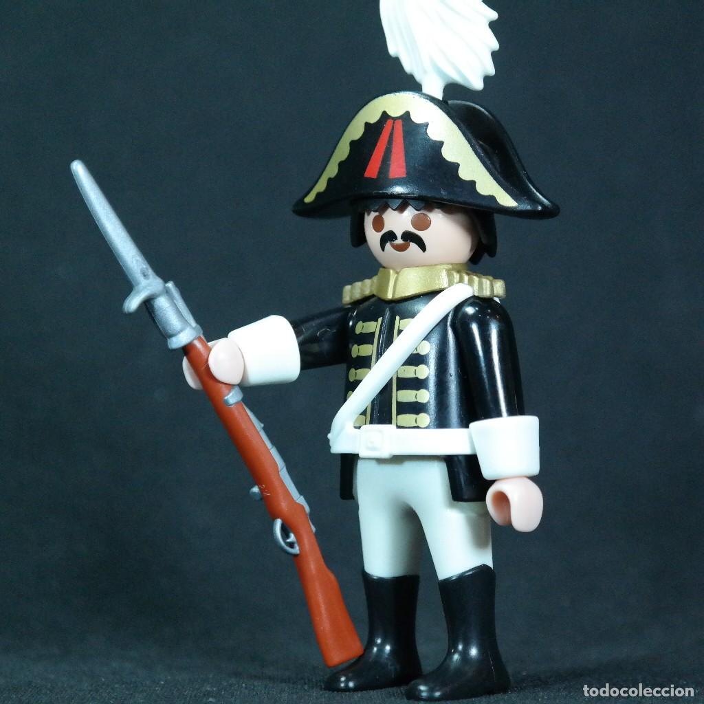 Playmobil: Playmobil soldado con bigotes y rifle ☼