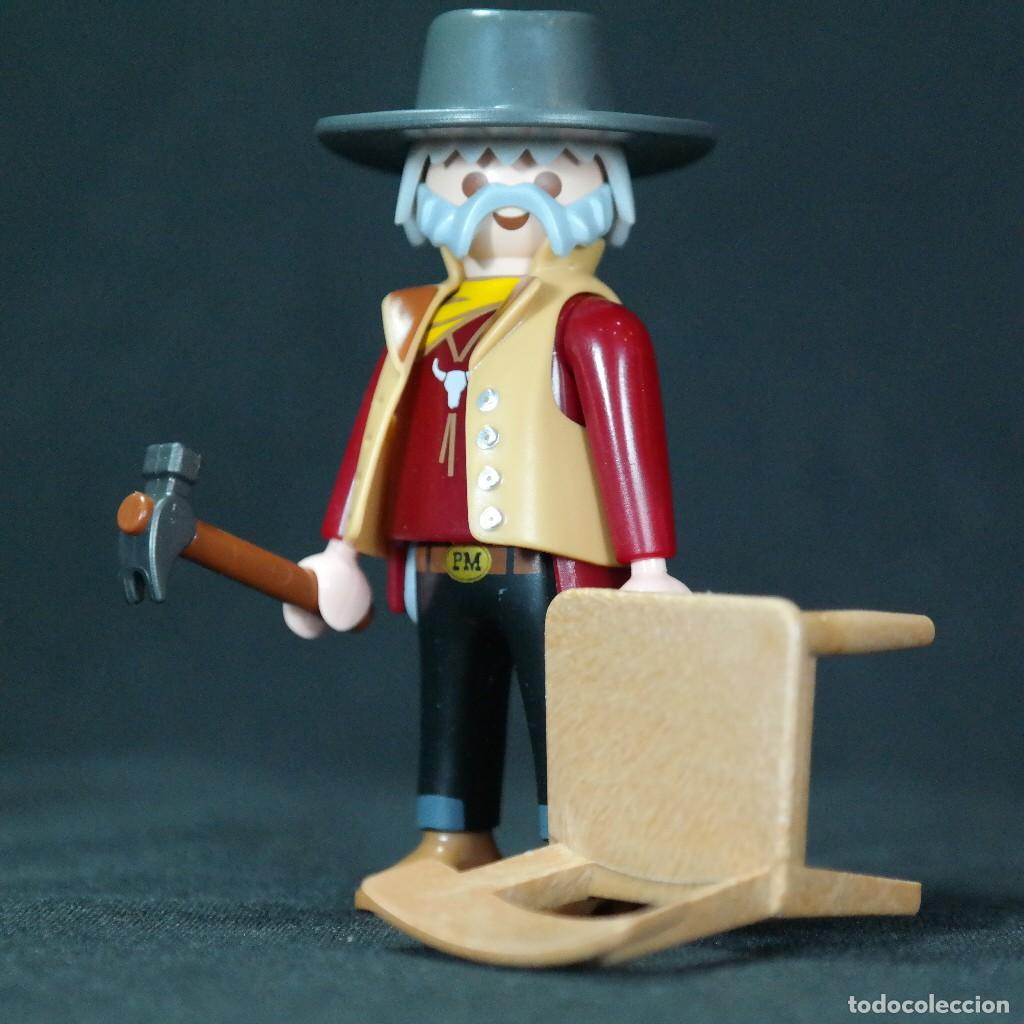 Playmobil: Playmobil vaquero viejo con martillo ☼