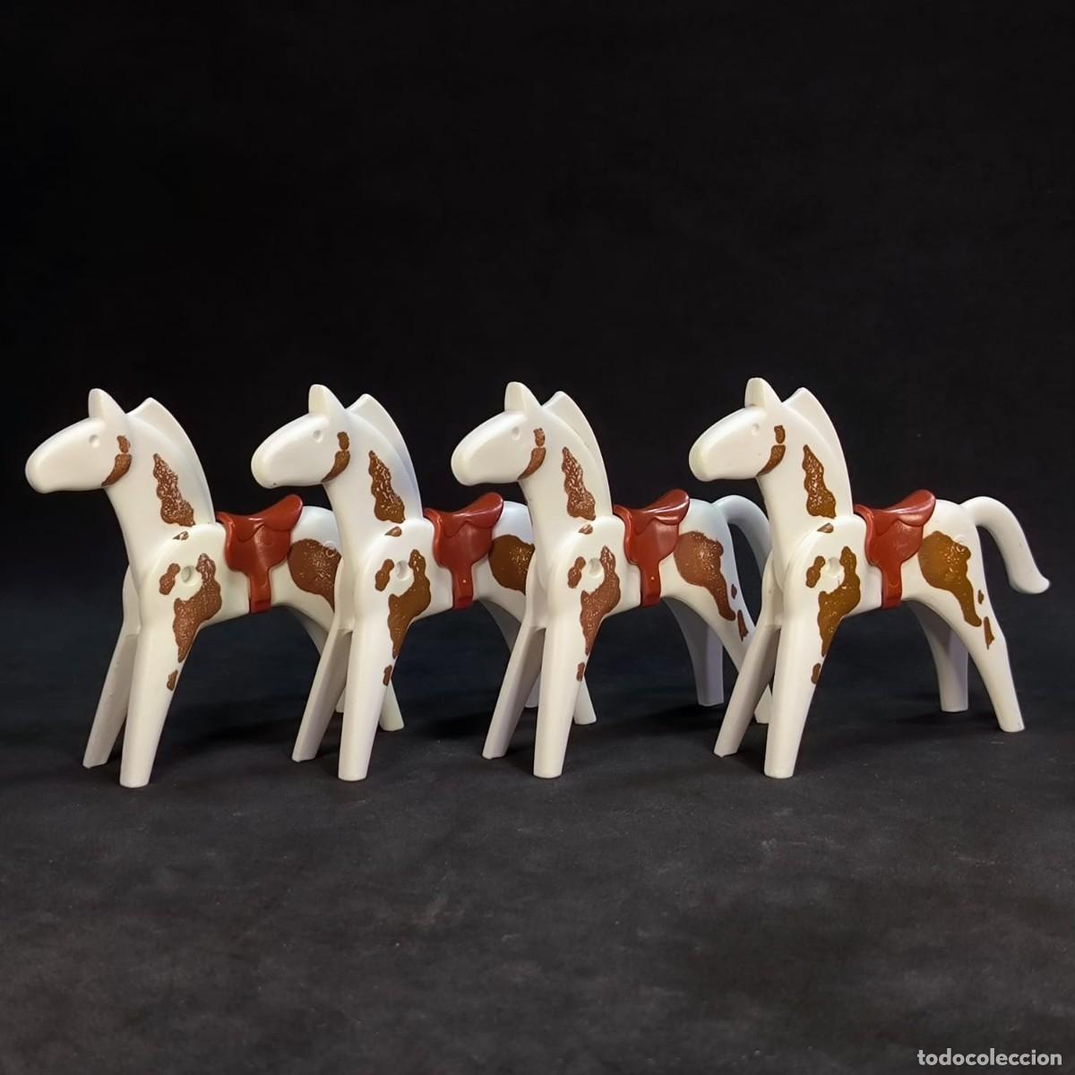 Playmobil: Playmobil cuatro caballos ☼