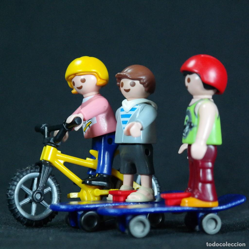 Playmobil: Playmobil ni&ntilde;os con bici y patinetas ☼