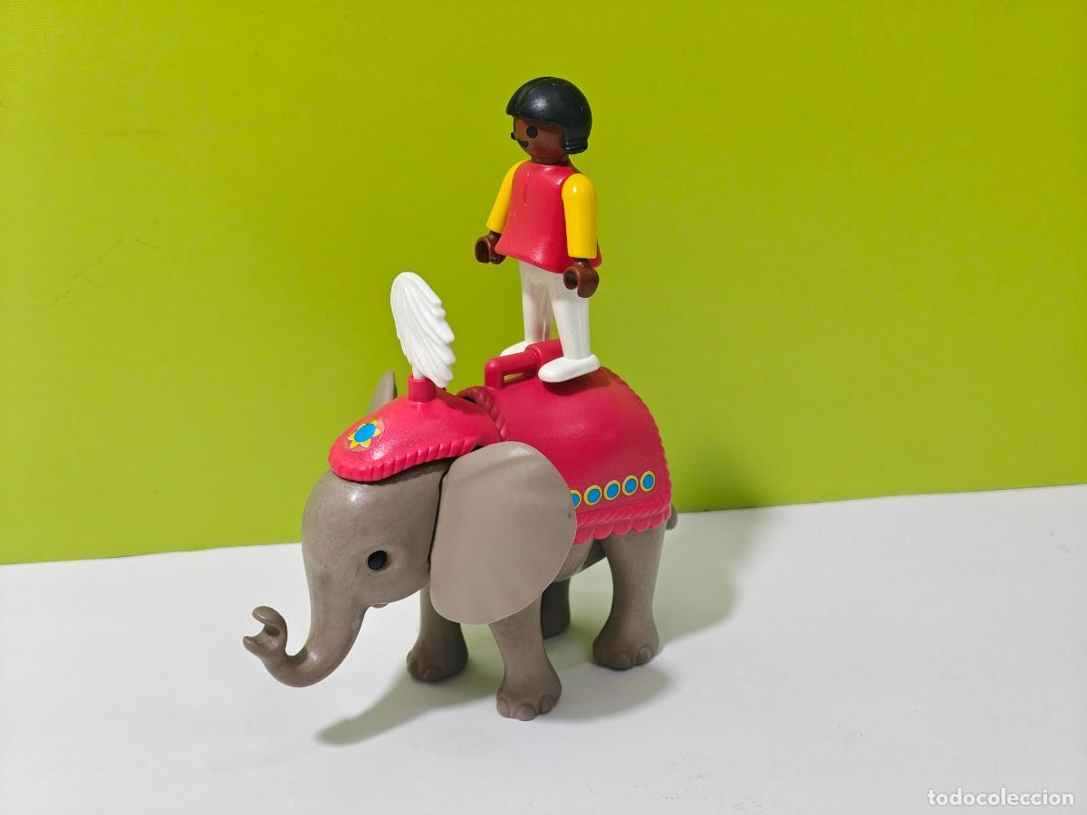 Playmobil: Playmobil figura ni&ntilde;a en cr&iacute;a de elefante ref 3797, circo, payasos, fieras, zoo, safari, Roma