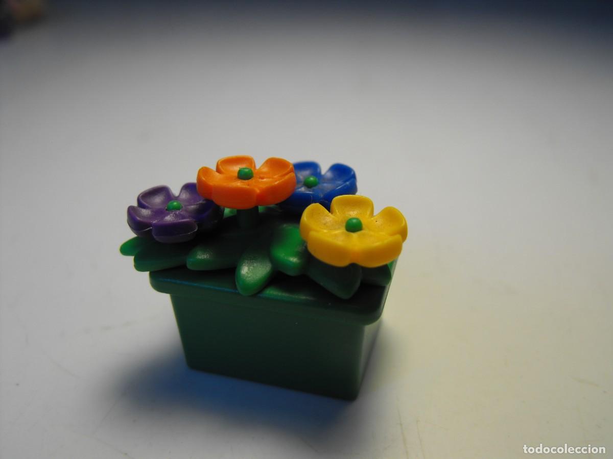 Playmobil: PLAYMOBIL. Planta con flores en maceta.
