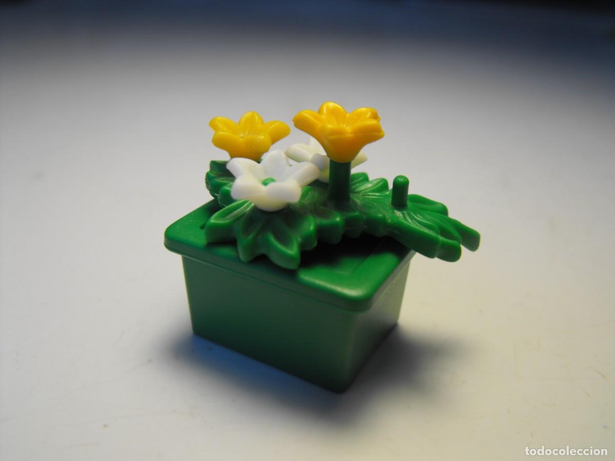 Playmobil: PLAYMOBIL. Planta con flores en maceta.