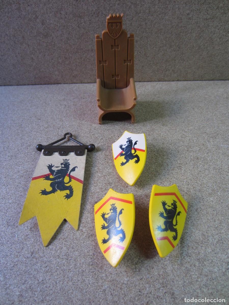 Playmobil: Lote Escudos Banderin Trono Medieval Playmobil