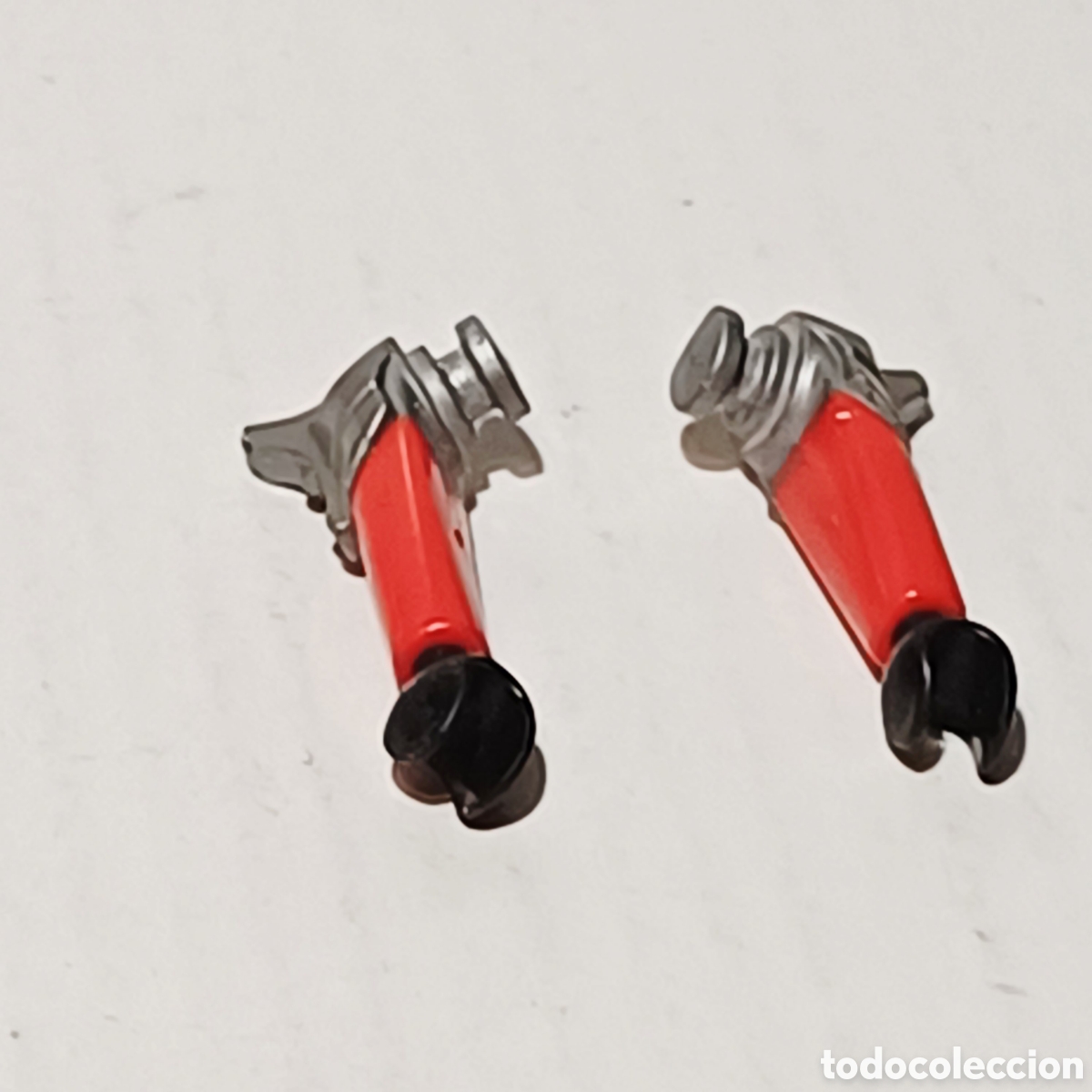 Playmobil: Pieza playmobil pareja brazos guerrero soldado medieval rojo manos negras