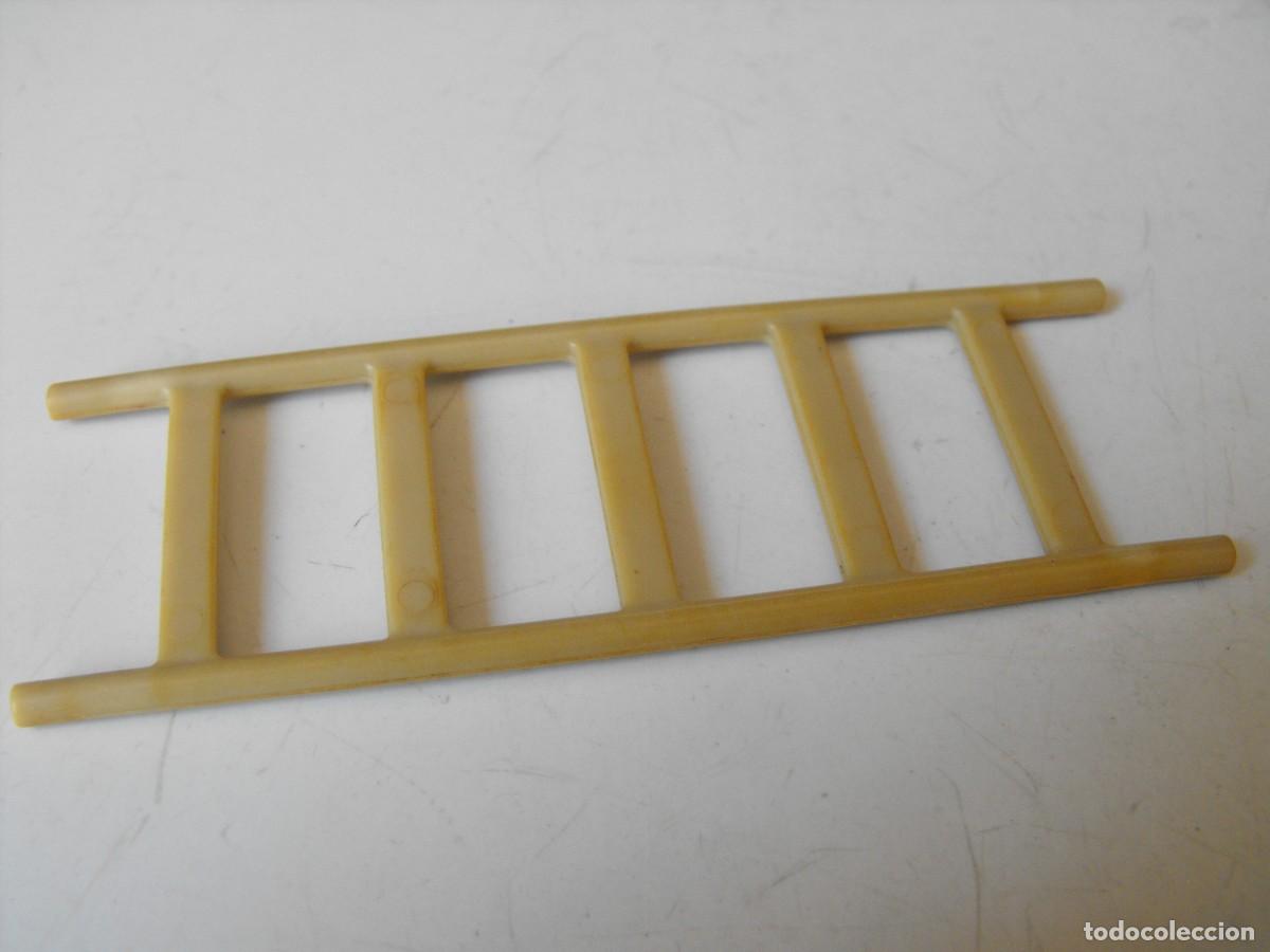 Playmobil: PLAYMOBIL. Escalera. Primera &eacute;poca