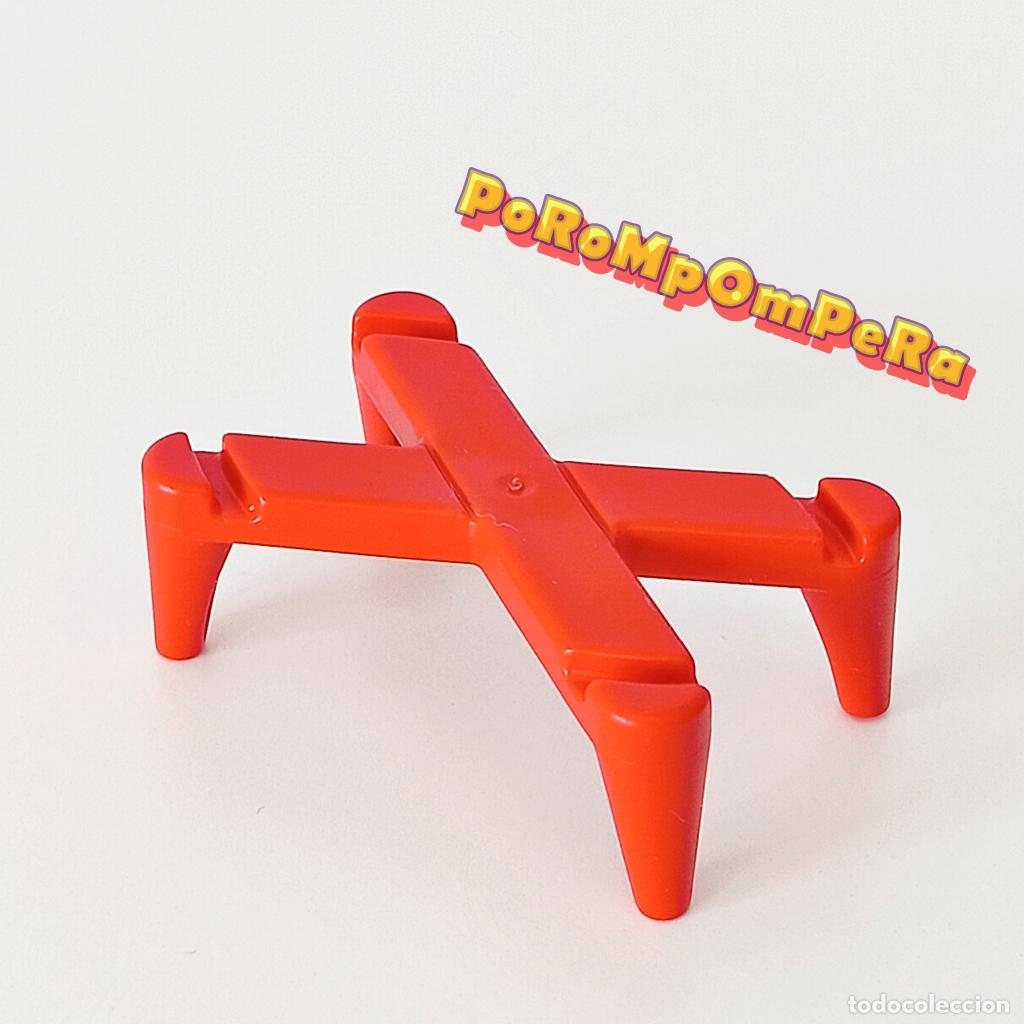 Playmobil: PLAYMOBIL PATAS ROJAS SUJECI&Oacute;N BARRE&Ntilde;O TINA DE LAVAR MEDIEVAL - SET/S POR DETERMINAR CG6D