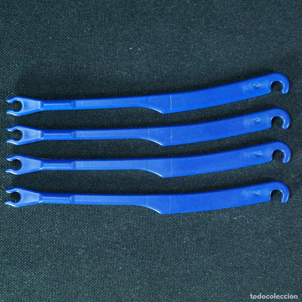 Playmobil: Playmobil 4 tiras azules enganches de carreta para caballo ☼