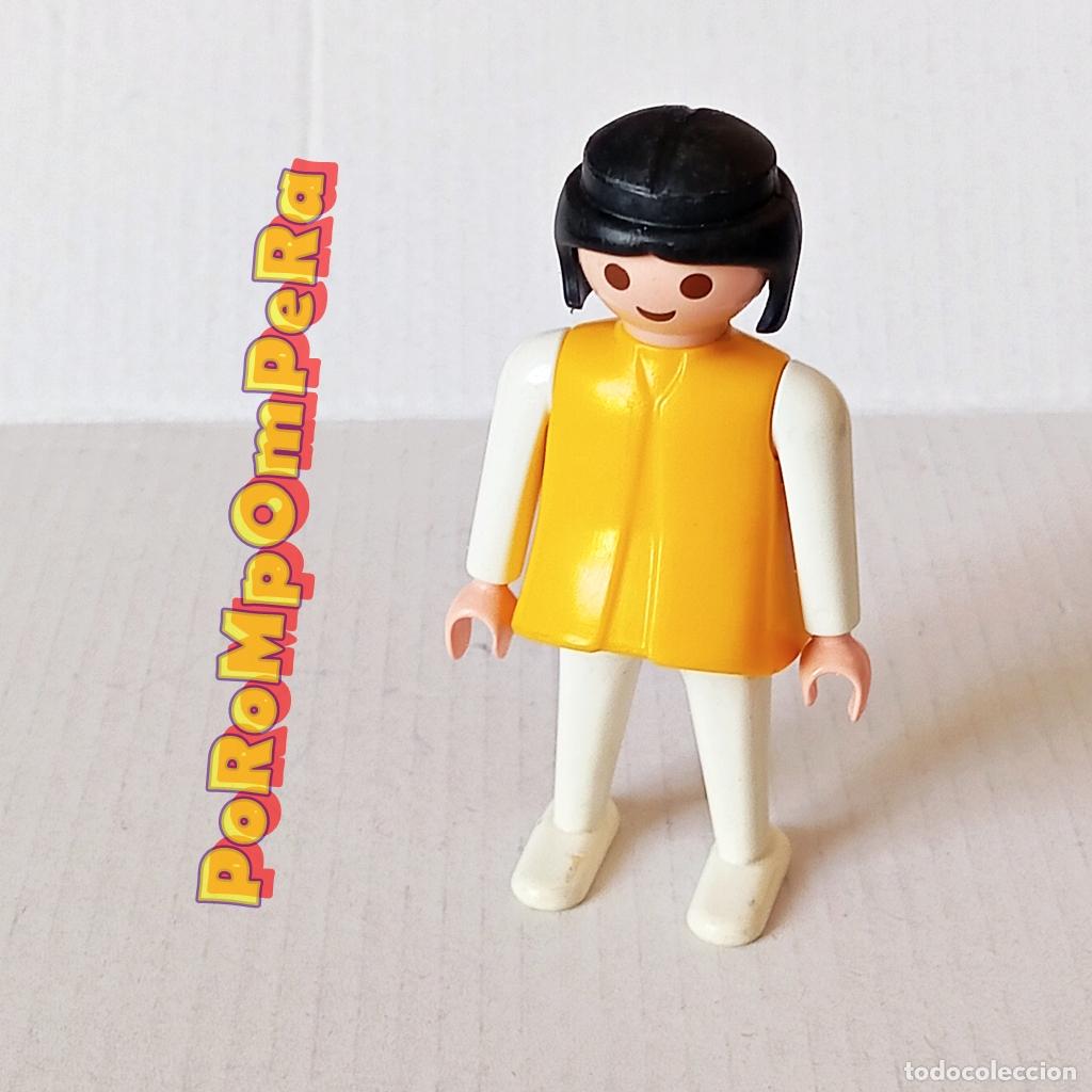 Playmobil: PLAYMOBIL FIGURA CL&Aacute;SICA MUJER BRAZO-PIERNA BLANCO TORSO AMARILLO A&Ntilde;OS 80 NO FAMOBIL A