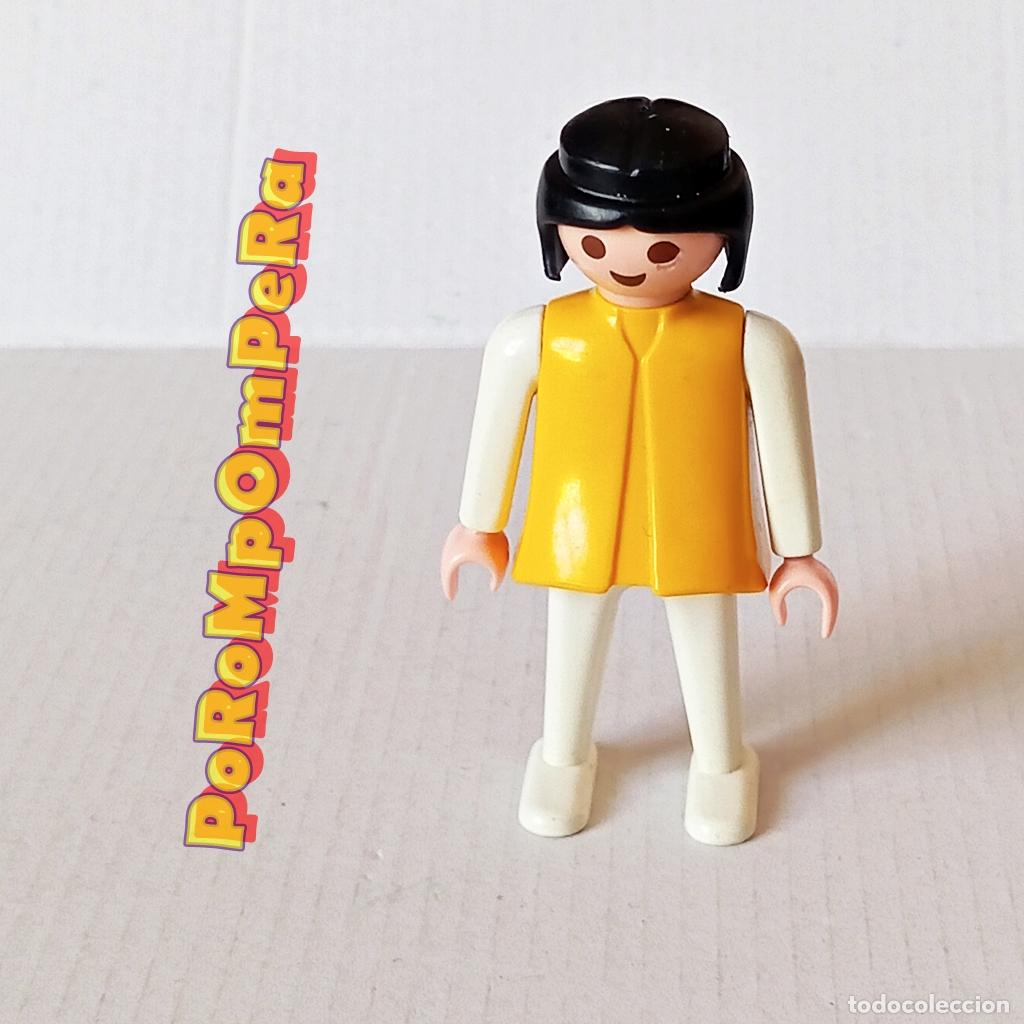 Playmobil: PLAYMOBIL FIGURA CL&Aacute;SICA MUJER BRAZO-PIERNA BLANCO TORSO AMARILLO A&Ntilde;OS 80 NO FAMOBIL E