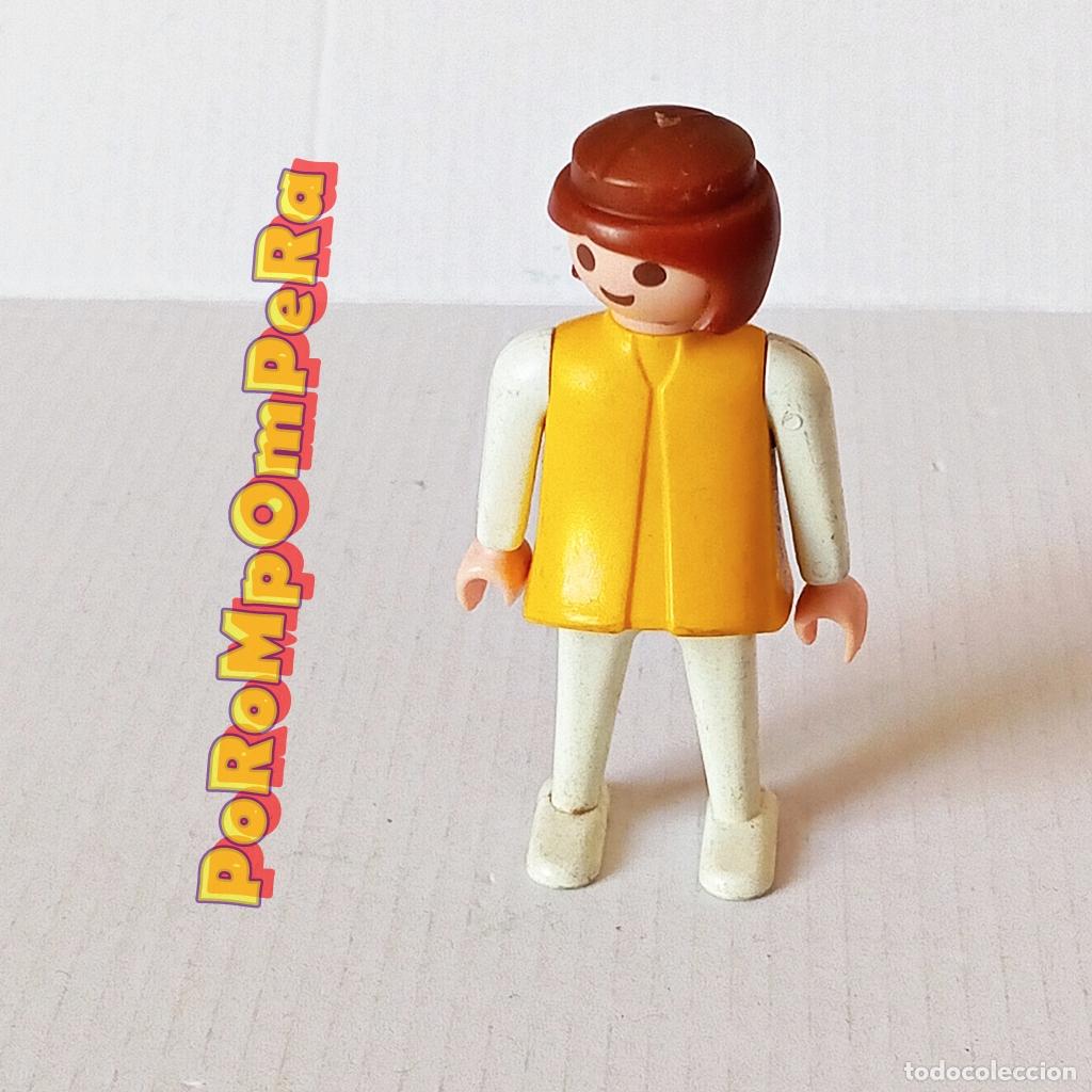 Playmobil: PLAYMOBIL FIGURA CL&Aacute;SICA MUJER BRAZO-PIERNA BLANCO TORSO AMARILLO A&Ntilde;OS 80 NO FAMOBIL H