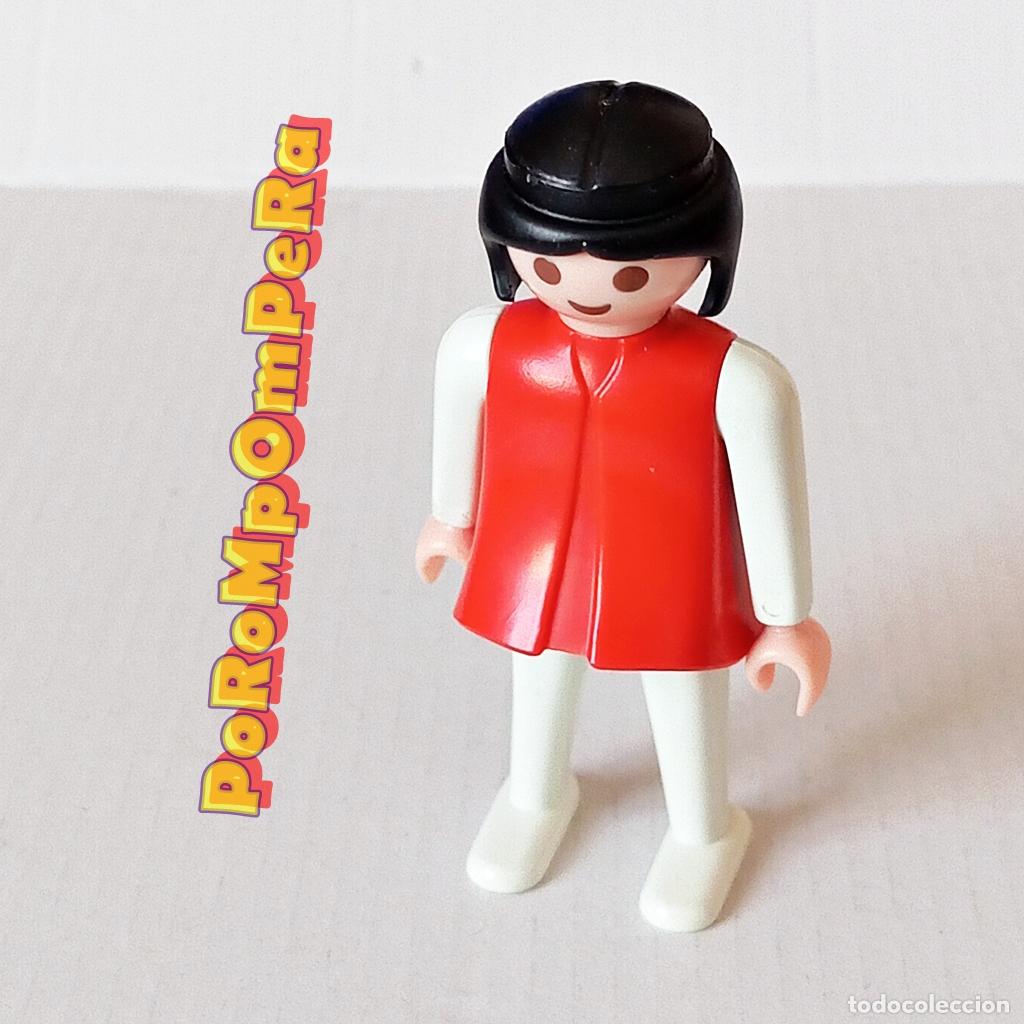 Playmobil: PLAYMOBIL FIGURA CL&Aacute;SICA MUJER BRAZO-PIERNA BLANCO TORSO ROJO A&Ntilde;OS 80 NO FAMOBIL 18