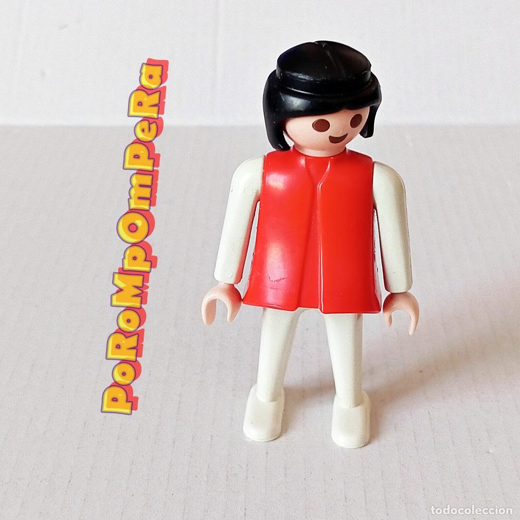 Playmobil: PLAYMOBIL FIGURA CL&Aacute;SICA MUJER BRAZO-PIERNA BLANCO TORSO ROJO A&Ntilde;OS 80 NO FAMOBIL 19
