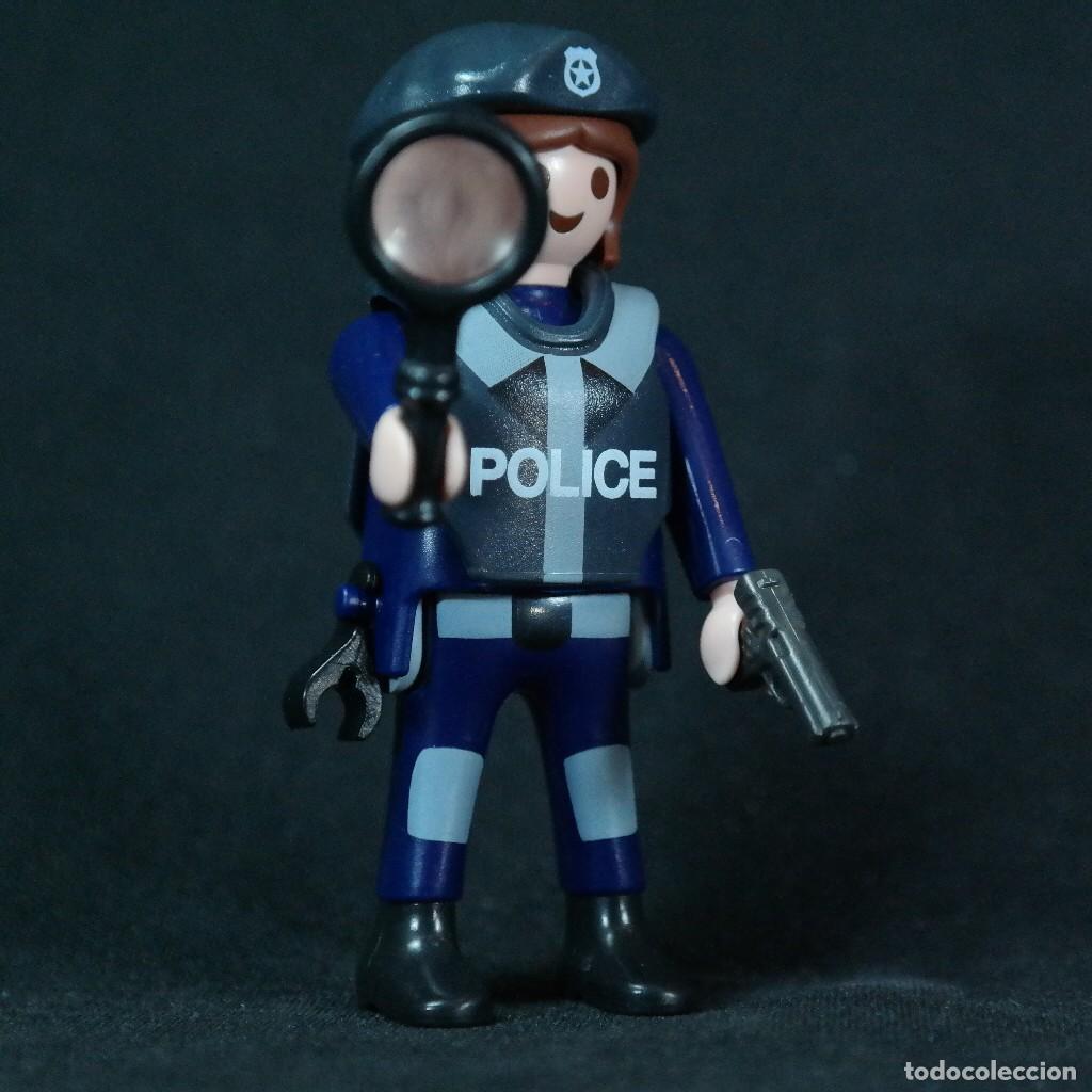 Playmobil: Playmobil mujer policia con lupa ☼