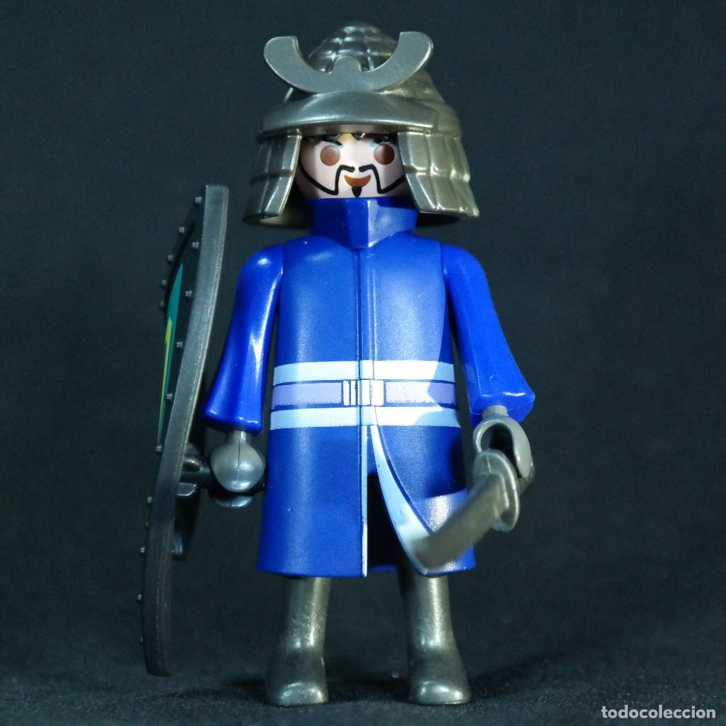 Playmobil: Playmobil samurai con escudo ☼