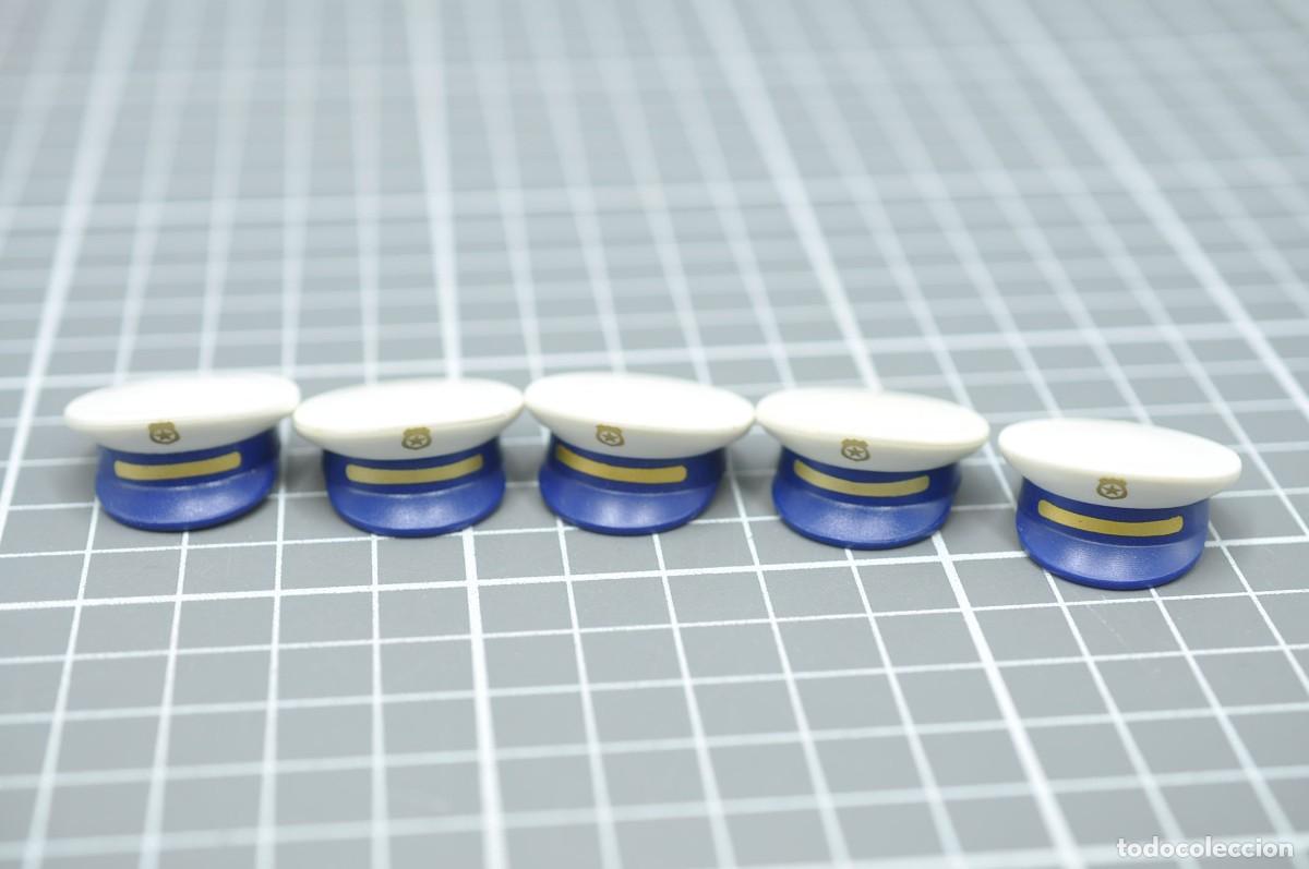 Playmobil: VEK116 Playmobil, 5 gorras polic&iacute;a