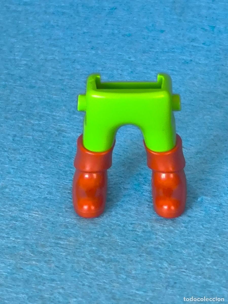 Playmobil: Playmobil piernas verde botas marr&oacute;n para enano medieval vikingos orcos elfos romanos b&aacute;rbaros