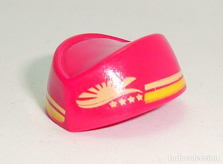 Playmobil: ACCESORIO PLAYMOBIL GORRO AZAFATA LOTE 472