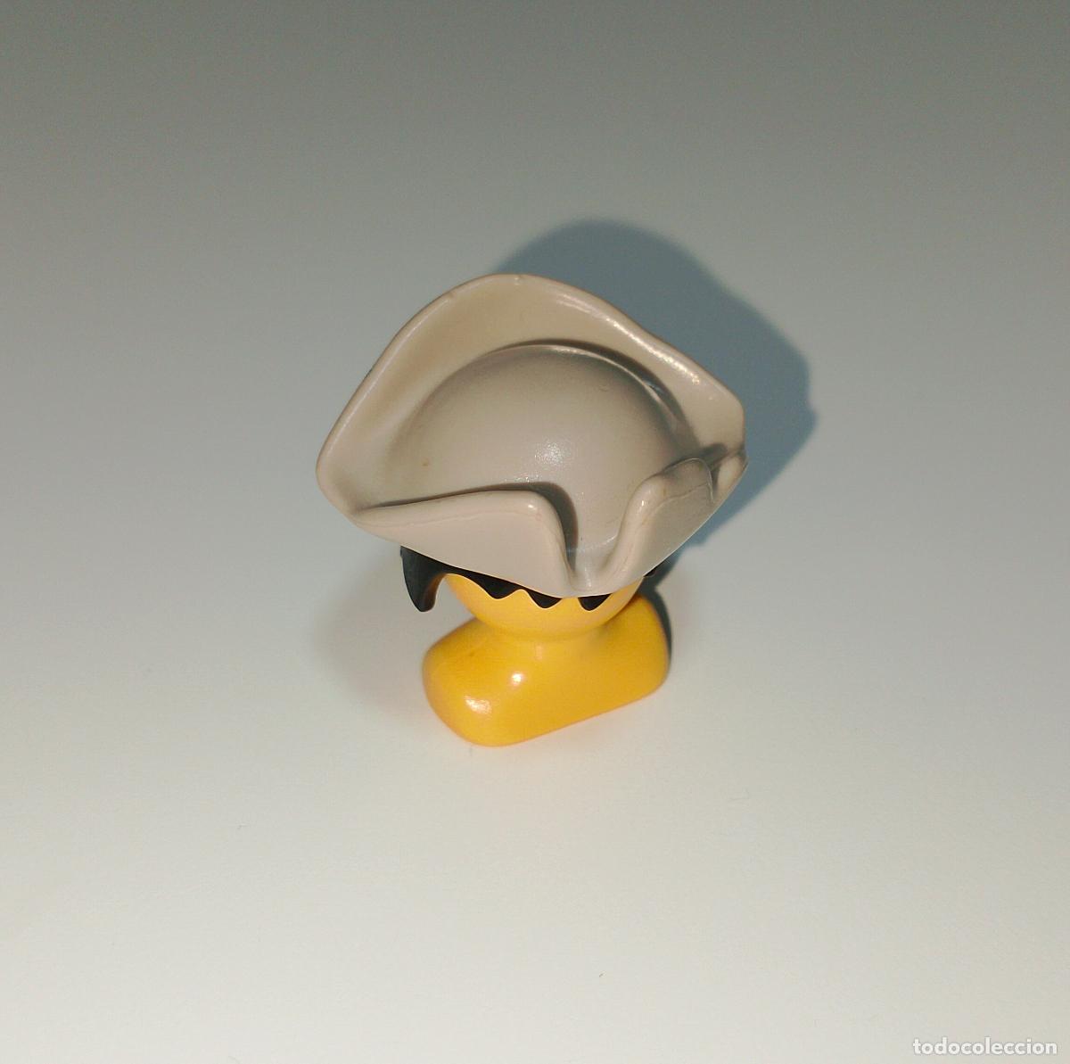 Playmobil: Sombrero o gorro de pirata de Playmobil. Totalmente nuevo.